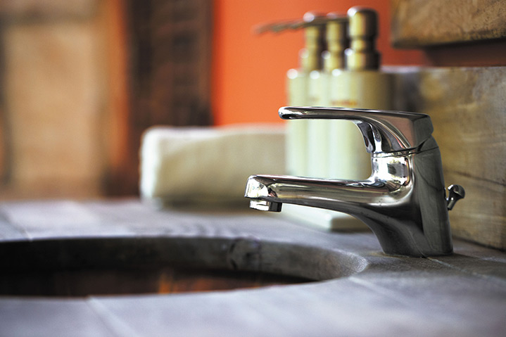 A2B Plumbers are able to fix any leaking taps you may have in Hanwell. 